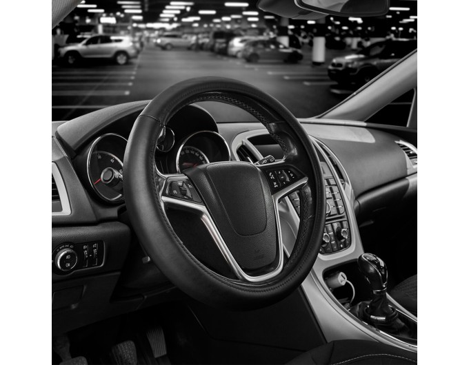 Чохол на кермо Carlife 37-39см, шкіра, чорний, біла гума, один шов, ціна: 572 грн.