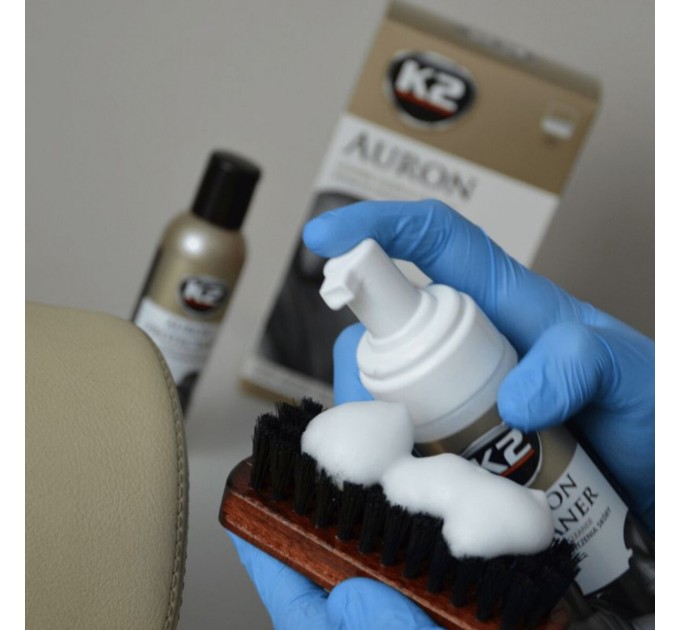 Набір для догляду за шкіряною оббивкою K2 Auron Set з щіткою та мікрофіброю, ціна: 840 грн.