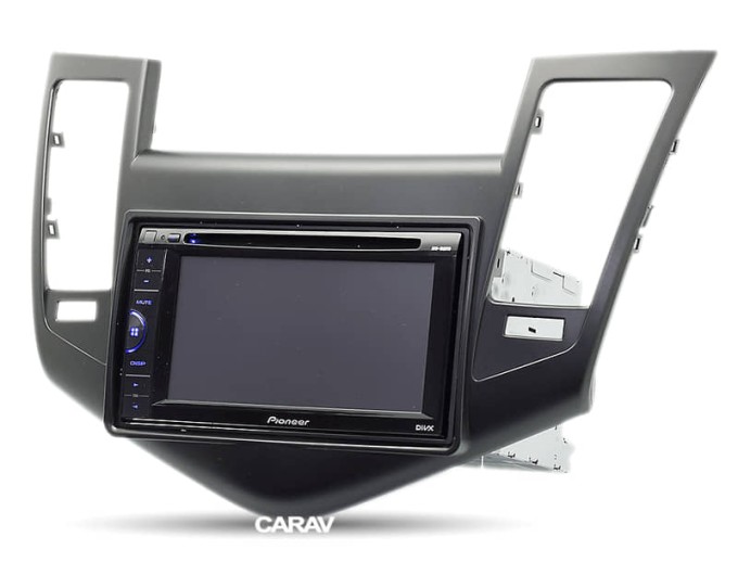 Переходная рамка для 2 DIN автомагнитолы, 173 x 98 мм, 178 x 102 мм; CARAV 11-128, цена: 2 604 грн.