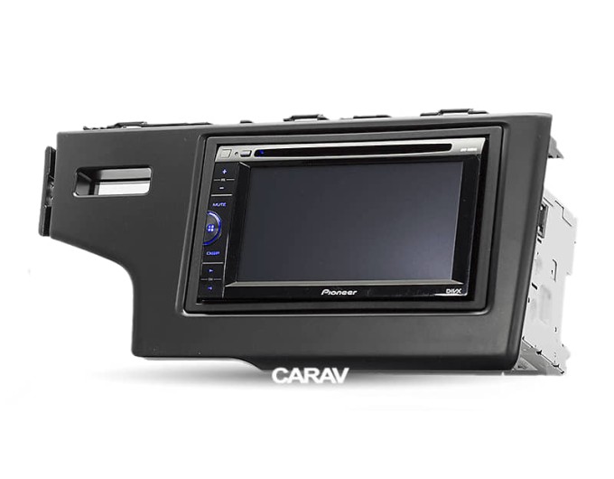 Перехідна рамка для 2 DIN автомагнітоли, 173 x 98 мм, 178 x 102 мм; CARAV 11-468, ціна: 4 855 грн.