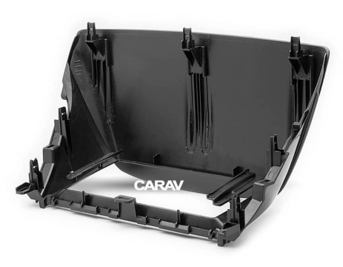 Переходная рамка для автомагнитолы с 9'' экраном, 230:220 x 130 мм; CARAV 22-089, цена: 4 027 грн.