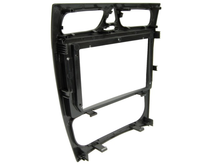 Перехідна рамка для автомагнітоли з 9'' екраном, 230:220 x 130 мм; CARAV 22-459, ціна: 3 221 грн.