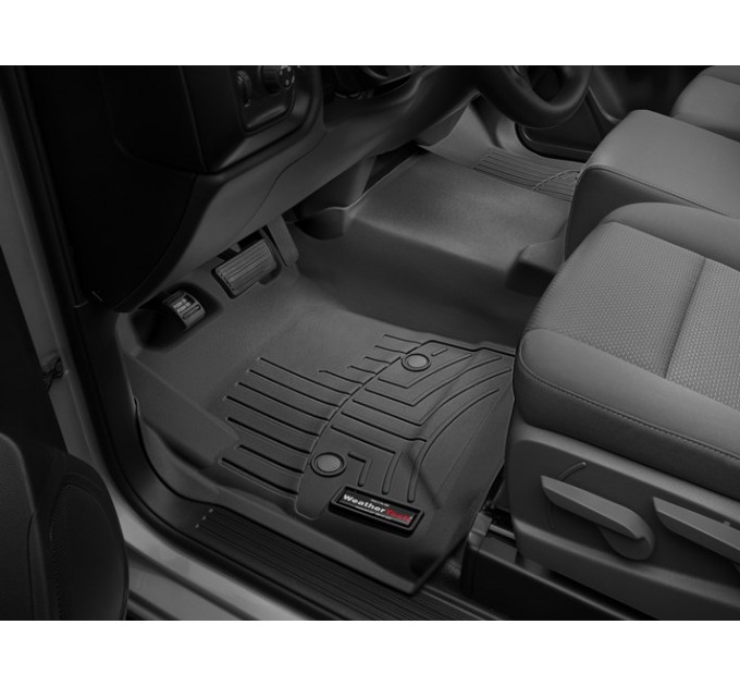 Коврик Weathertech Black для Chevrolet Silverado (single cab)(mkIII)(no 4x4 shifter)(with short console) 2014→, ціна: 7 773 грн.