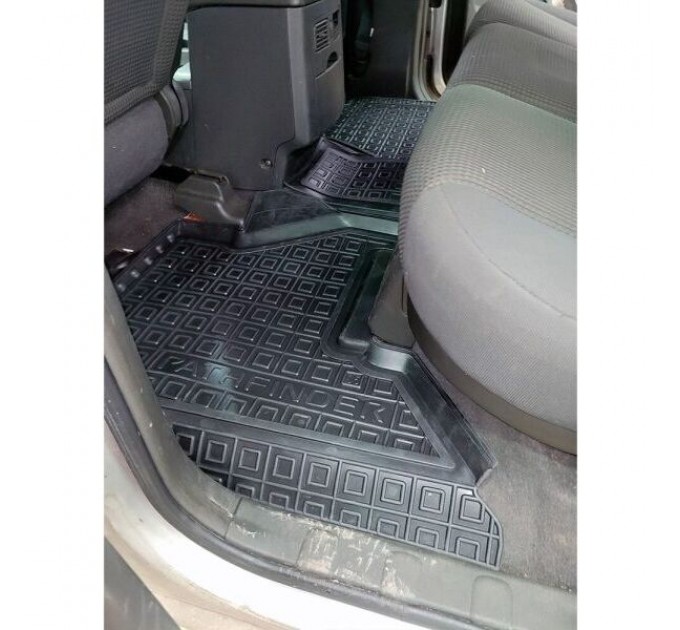 Автомобільні килимки в салон Nissan Pathfinder (R51) 2005-2010 (AVTO-Gumm), ціна: 1 652 грн.