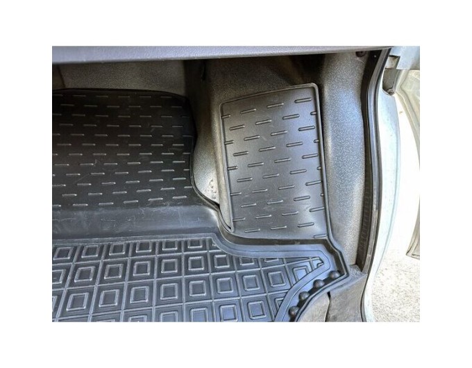 Автомобільні килимки в салон Mercedes Vito (W638) 1996- (AVTO-Gumm), ціна: 1 312 грн.