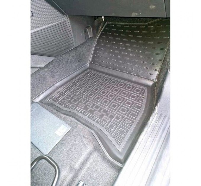 Автомобільні килимки в салон Renault Duster 2025- 4WD (AVTO-Gumm), ціна: 1 652 грн.