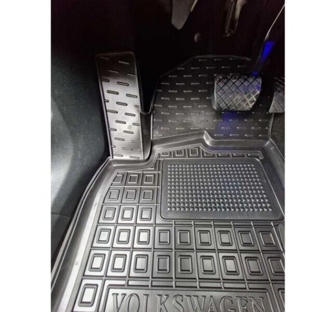 Автомобільні килимки в салон Volkswagen Tiguan 2024- (AVTO-Gumm), ціна: 1 652 грн.