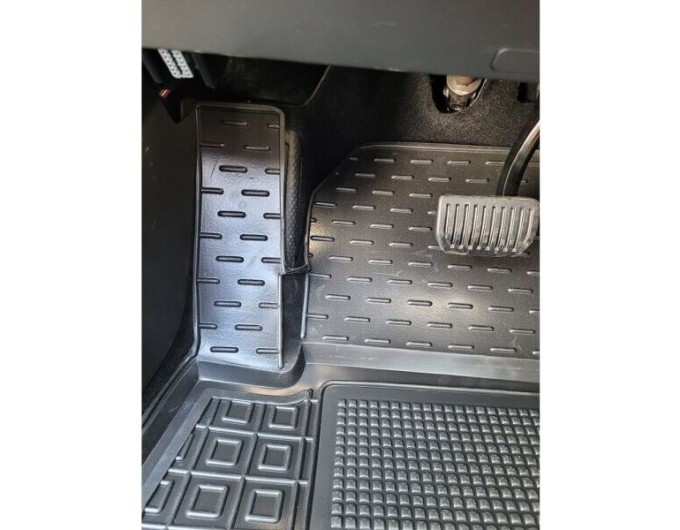 Автомобільні килимки в салон Polestar 2 (AVTO-Gumm), ціна: 1 716 грн.