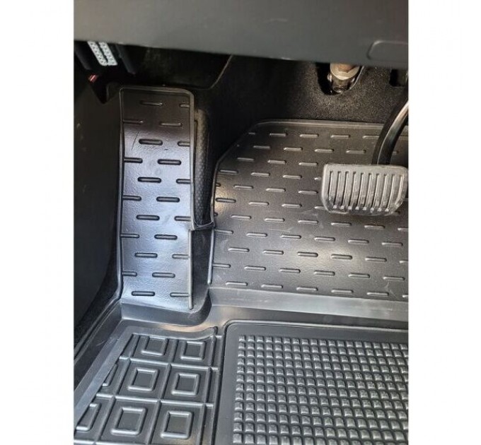 Автомобільні килимки в салон Polestar 2 (AVTO-Gumm), ціна: 1 652 грн.