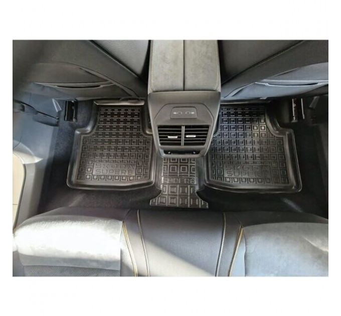 Автомобільні килимки в салон Skoda SuperB 2024- (AVTO-Gumm), ціна: 1 652 грн.
