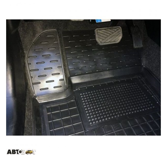 Передні килимки в автомобіль Suzuki Vitara 2014- (Avto-Gumm), ціна: 883 грн.