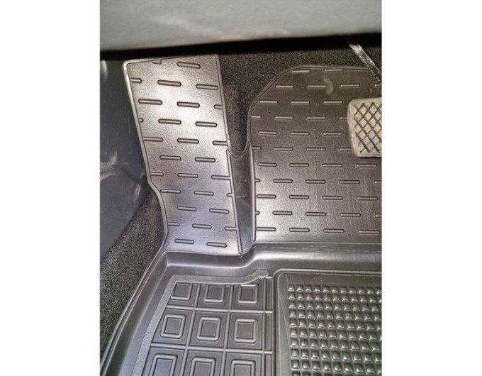 Автомобільні килимки в салон Honda eNP2 2024- (AVTO-Gumm), ціна: 1 716 грн.