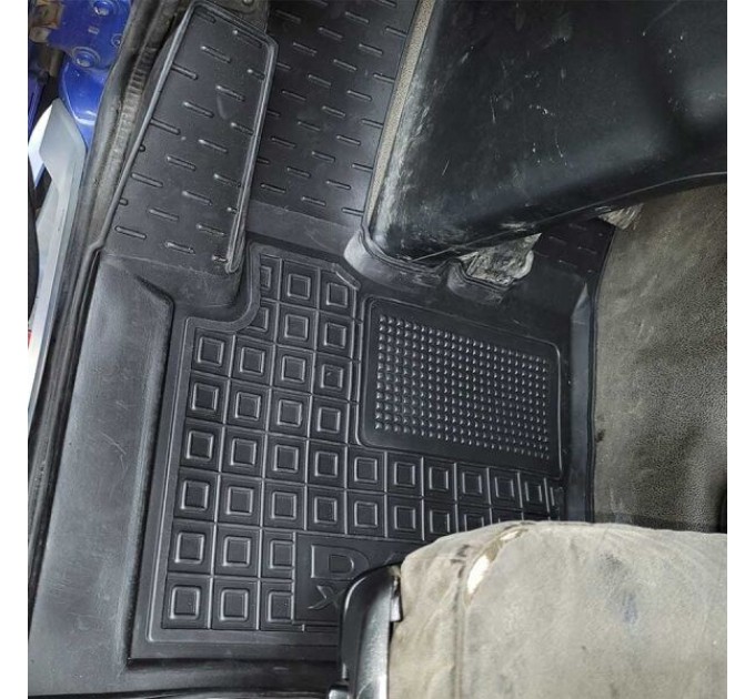 Автомобільні килимки в салон DAF FX 105 2005-2013 (AVTO-Gumm), ціна: 1 709 грн.