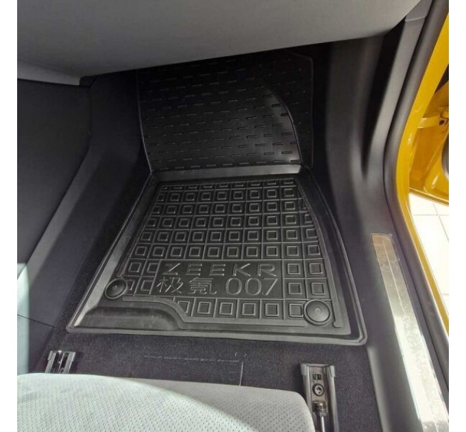Автомобільні килимки в салон Zeekr 007 2024- (AVTO-Gumm), ціна: 1 652 грн.