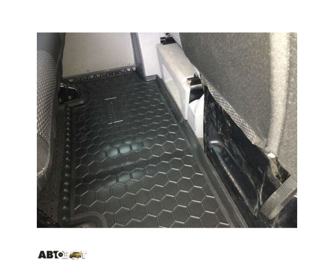 Автомобільні килимки в салон Volkswagen T5 Caravelle 2010- (2-й ряд) без печки (Avto-Gumm), ціна: 1 851 грн.