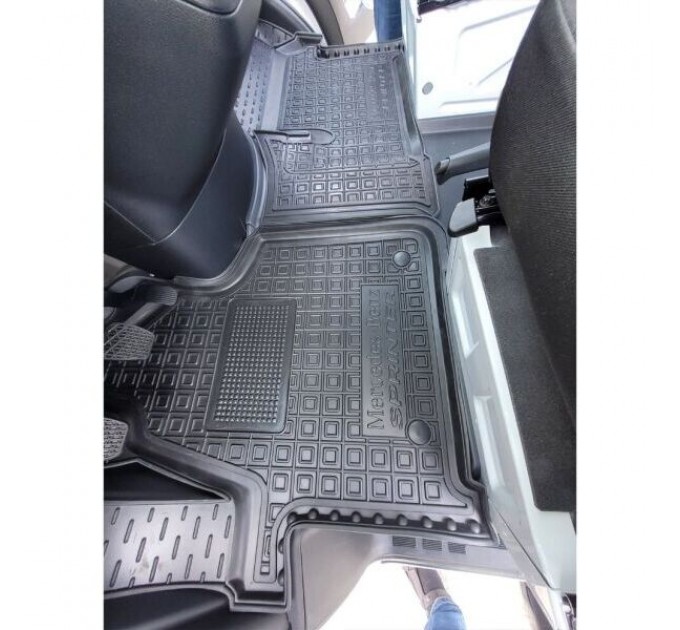 Автомобільні килимки в салон Mercedes Sprinter (907) 2018- (1+1/1+2) (AVTO-Gumm), ціна: 1 274 грн.