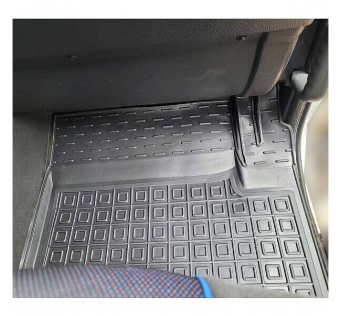 Автомобільні килимки в салон Iveco Stralis Active Space 2012-2016 (AVTO-Gumm), ціна: 1 709 грн.