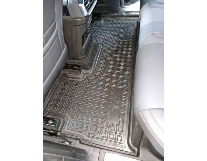 Автомобільні килимки в салон Jetour T2 2024- (AVTO-Gumm), ціна: 1 716 грн.