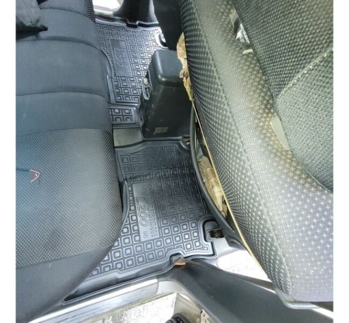 Автомобільні килимки в салон Mitsubishi L200 Double Cab 1996-2006 (AVTO-Gumm), ціна: 1 652 грн.