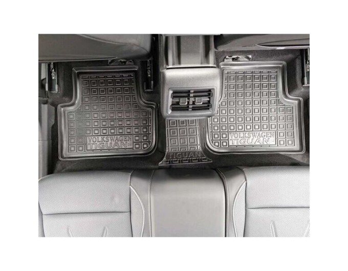 Автомобільні килимки в салон Volkswagen Tiguan 2024- (AVTO-Gumm), ціна: 1 716 грн.