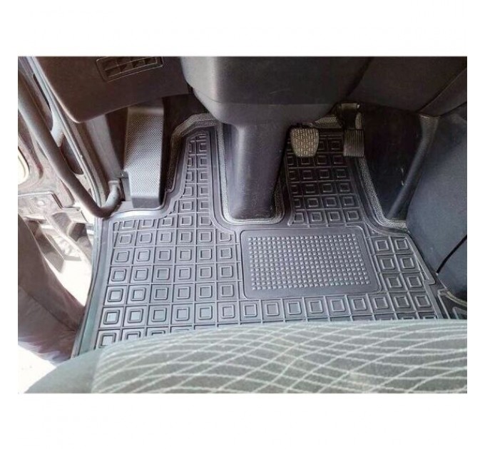 Автомобільні килимки в салон Mercedes Actros I плоский пол 2011-2018 (AVTO-Gumm), ціна: 1 709 грн.