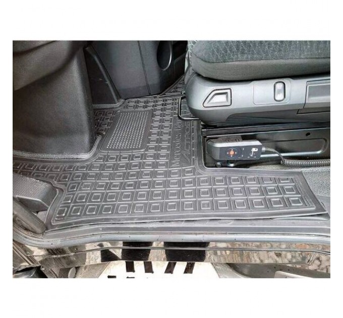 Автомобільні килимки в салон Mercedes Actros I плоский пол 2011-2018 (AVTO-Gumm), ціна: 1 709 грн.