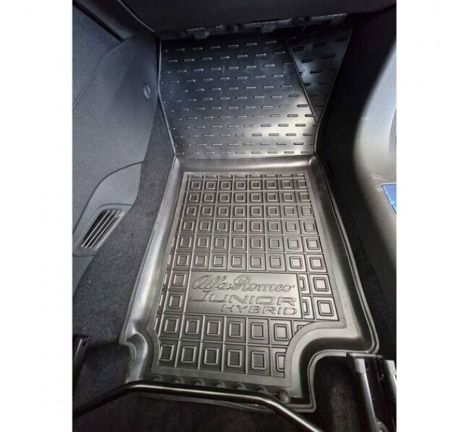 Автомобильные коврики в салон Alfa Romeo Junior 2025- hybrid (AVTO-Gumm), цена: 1 652 грн.
