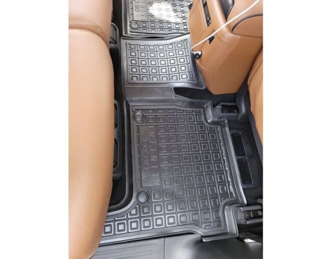 Автомобільні килимки в салон Infiniti QX80 2018- 7 мест (AVTO-Gumm), ціна: 2 608 грн.