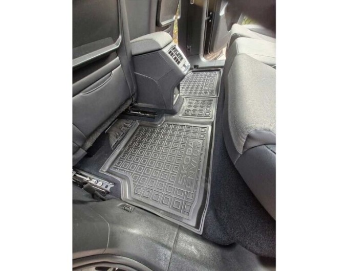 Автомобільні килимки в салон Skoda Enyaq 4 2021- (AVTO-Gumm), ціна: 1 716 грн.