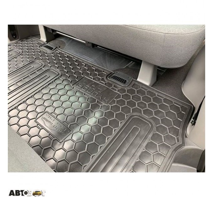 Автомобільні килимки в салон Hyundai H1 2007- (3-й ряд) (Avto-Gumm), ціна: 1 183 грн.