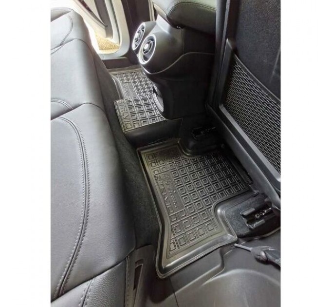 Автомобільні килимки в салон Alfa Romeo Stelvio 2017- (AVTO-Gumm), ціна: 1 652 грн.