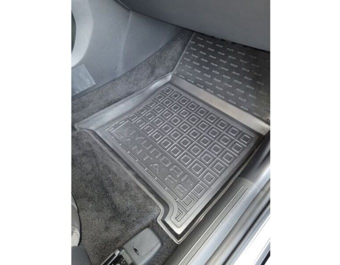 Автомобільні килимки в салон Hyundai Santa Fe 2024- (AVTO-Gumm), ціна: 1 716 грн.