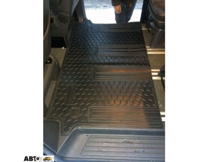 Автомобільні килимки в салон Volkswagen T5 Multivan 2010- (2-й ряд) (Avto-Gumm), ціна: 1 851 грн.