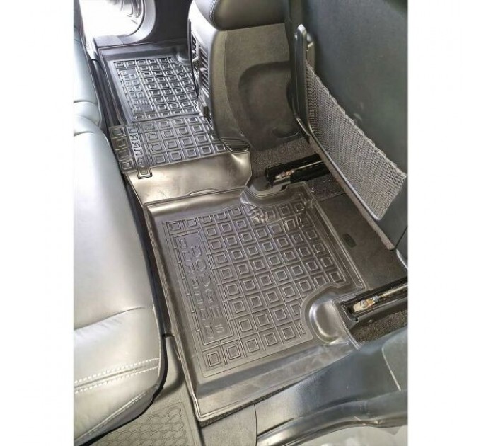Автомобільні килимки в салон Dodge Durango 3 2010- (7 мест) (AVTO-Gumm), ціна: 2 533 грн.