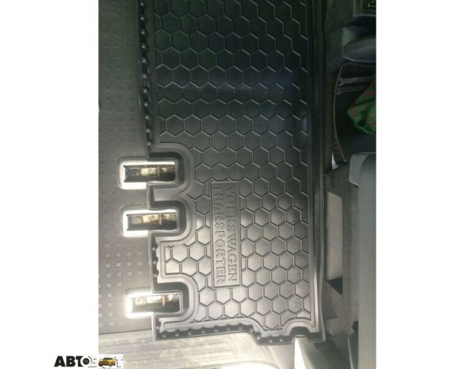 Автомобільні килимки в салон Volkswagen T5 Caravelle 2010- (2-й ряд) без печки (Avto-Gumm), ціна: 1 851 грн.