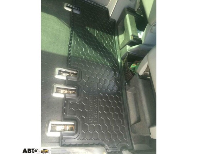 Автомобільні килимки в салон Volkswagen T5 Caravelle 2010- (2-й ряд) без печки (Avto-Gumm), ціна: 1 851 грн.