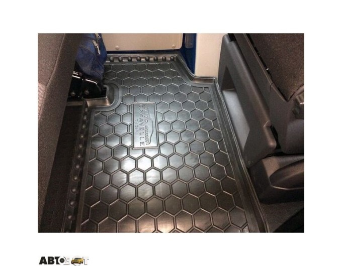 Автомобільні килимки в салон Volkswagen T5 Caravelle 2010- (2-й ряд) с печкой (Avto-Gumm), ціна: 1 851 грн.