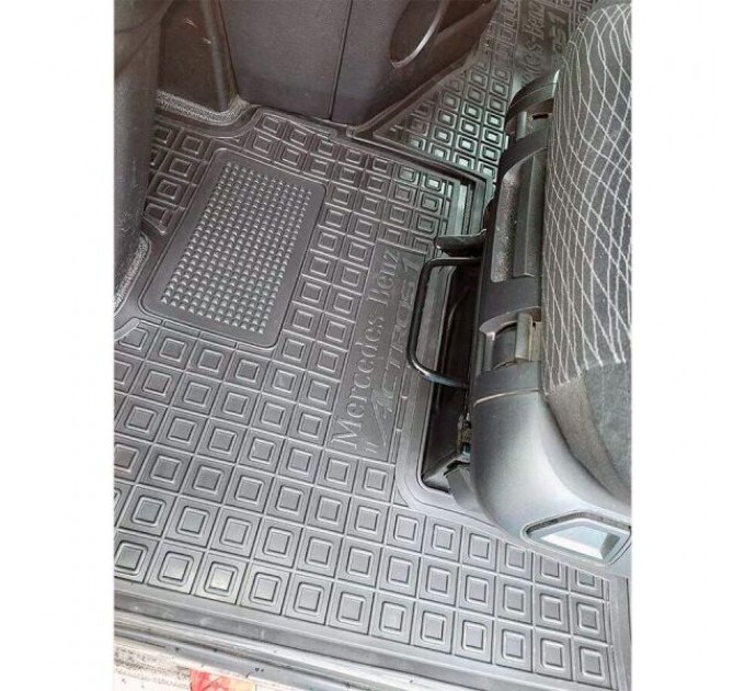 Автомобільні килимки в салон Mercedes Actros I плоский пол 2011-2018 (AVTO-Gumm), ціна: 1 709 грн.