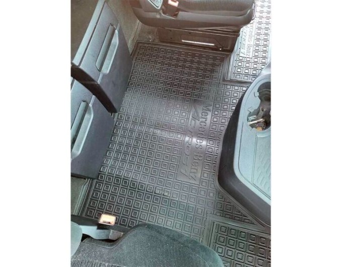Автомобільні килимки в салон Mercedes Actros I плоский пол 2011-2018 (AVTO-Gumm), ціна: 1 778 грн.