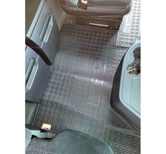 Автомобільні килимки в салон Mercedes Actros I плоский пол 2011-2018 (AVTO-Gumm), ціна: 1 709 грн.