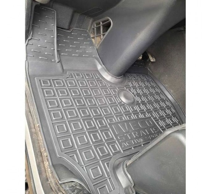 Автомобільні килимки в салон Iveco Stralis Active Space 2012-2016 (AVTO-Gumm), ціна: 1 709 грн.