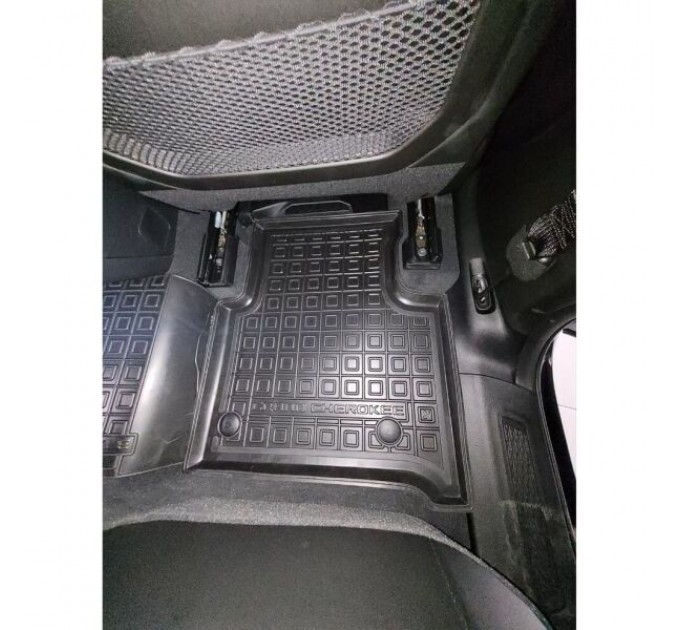 Автомобільні килимки в салон Jeep Grand Cherokee (WL) 2021- (AVTO-Gumm), ціна: 1 652 грн.