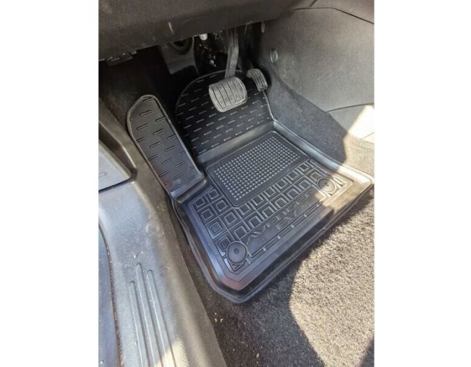 Автомобільні килимки в салон Jeep Avenger EV 2023- (AVTO-Gumm), ціна: 1 716 грн.