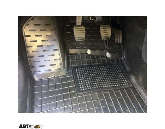 Передні килимки в автомобіль Renault Logan 2013- (Avto-Gumm), ціна: 977 грн.