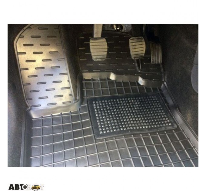 Передні килимки в автомобіль Renault Logan 2013- (Avto-Gumm), ціна: 734 грн.