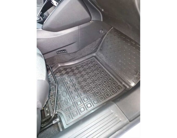 Автомобільні килимки в салон Peugeot 2008 2023- MHEV (AVTO-Gumm), ціна: 1 716 грн.