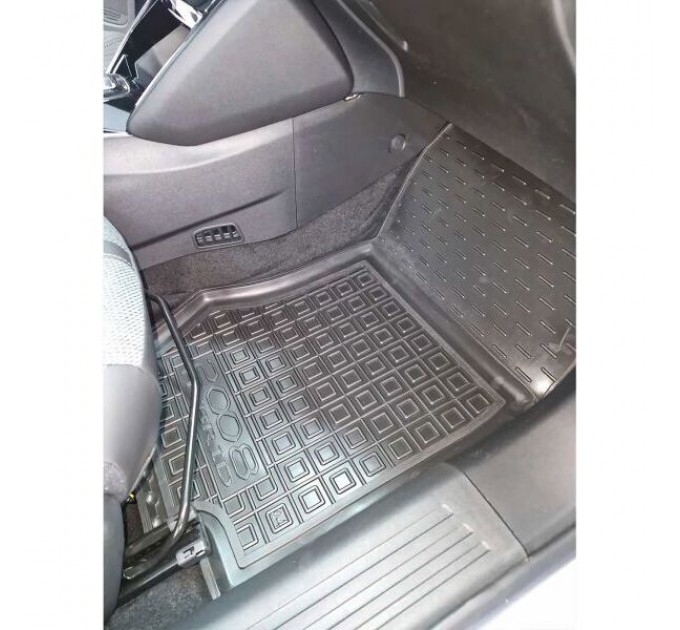 Автомобільні килимки в салон Peugeot 2008 2023- MHEV (AVTO-Gumm), ціна: 1 652 грн.