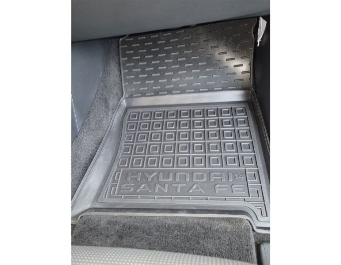 Автомобільні килимки в салон Hyundai Santa Fe 2024- (AVTO-Gumm), ціна: 1 716 грн.