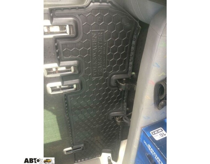 Автомобільні килимки в салон Volkswagen T5 Caravelle 2010- (3-й ряд) без печки (Avto-Gumm), ціна: 1 851 грн.