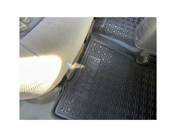 Автомобільні килимки в салон Hyundai Santa Fe 2000-2006 (AVTO-Gumm), ціна: 1 716 грн.